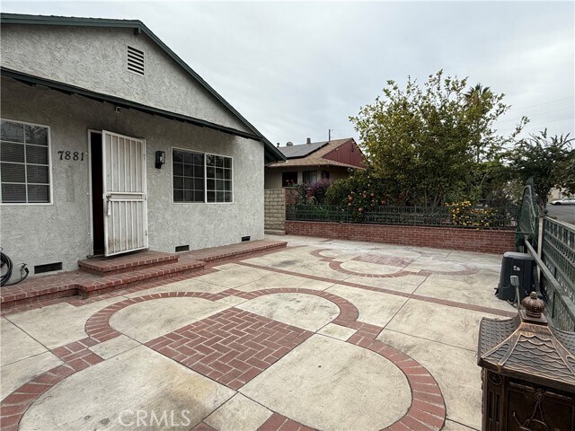 Building Photo - 7881 Claybeck Ave