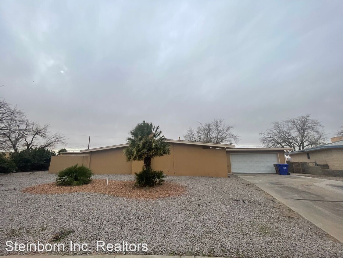 Primary Photo - 3 br, 2 bath House - 1425 Country Club Circle