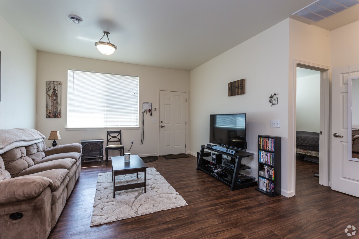 Grand Slam Patio Home Apartments Rentals in Billings at 5629 Reds Way