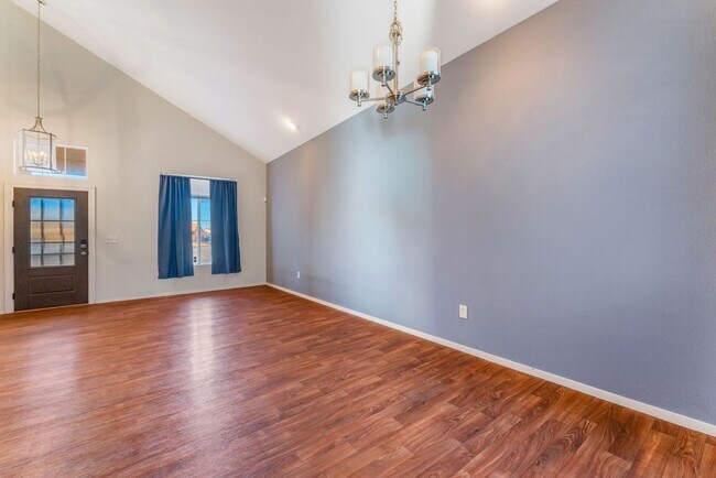 Building Photo - Stylish Pool Home with Open Living Spaces and Inviting Outdoor Retreat!