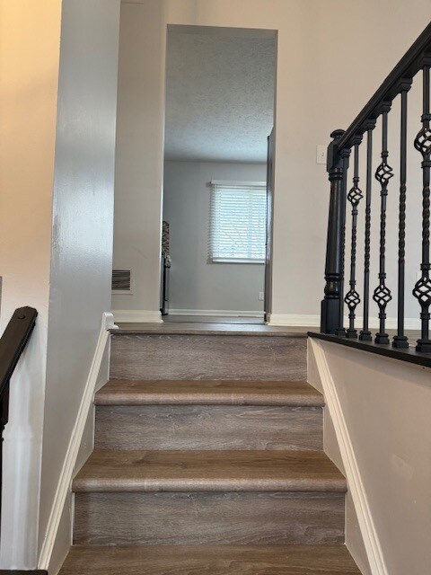 Foto del edificio - 5705 Stone Bluff Rd