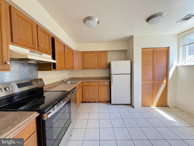 Foto del edificio - 4538 Conwell Dr