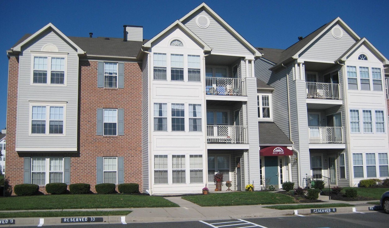 Front of building - 8322 Poplar Mill Rd