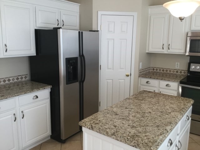 Building Photo - 5894 Crimson Oak Ct