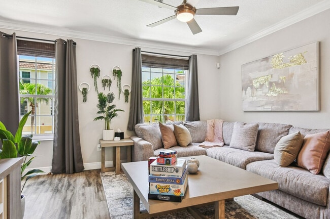 Building Photo - 3174 Bayshore Oaks Dr