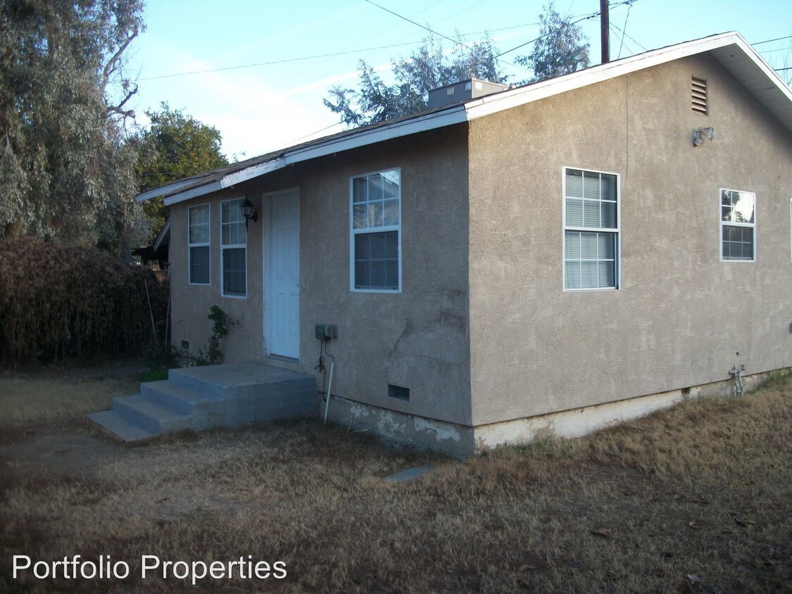 Primary Photo - 1 Olive St