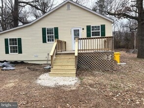 Building Photo - 7967 Foster Ave
