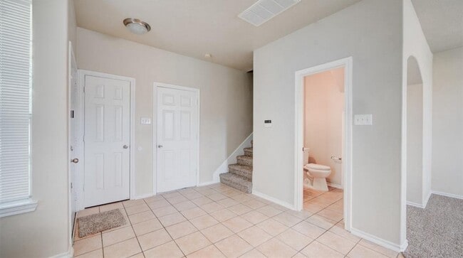 Foto del edificio - 8743 Thistlemoor Ln