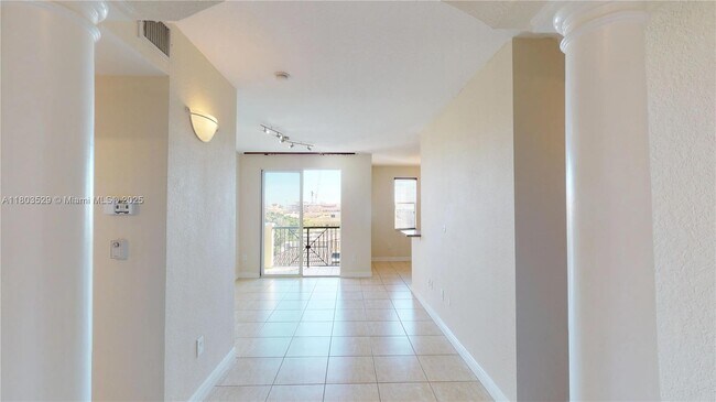 Building Photo - 9021 SW 94th St