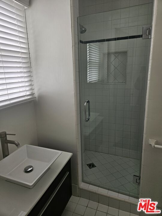 Foto del edificio - 8561 Holloway Dr