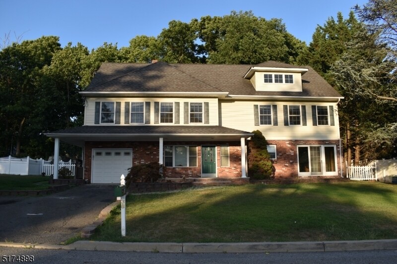 Primary Photo - 38 Passaic Ave