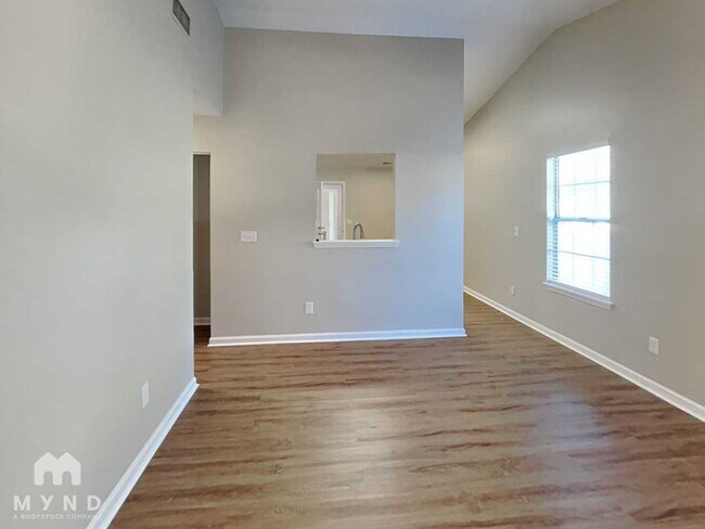 Foto del edificio - 103 Adlett Ln