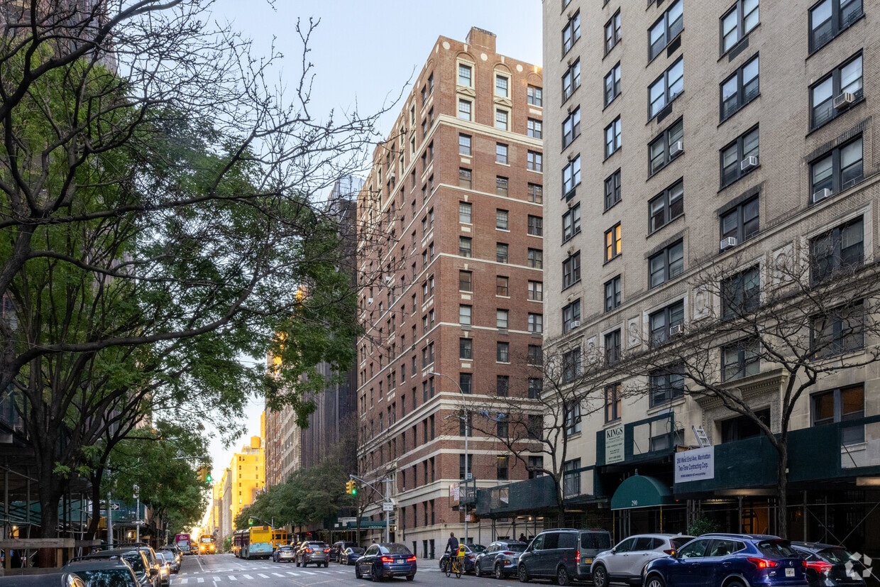 300 West End Ave, New York, NY 10023 Apartments in New York, NY