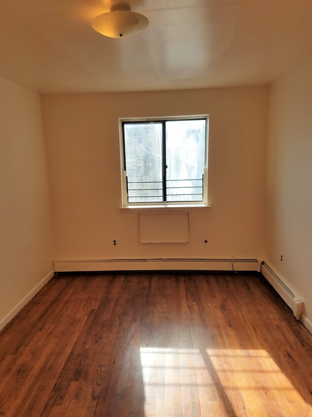 Foto del edificio - 6937 43rd Ave