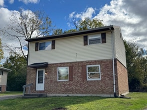 Building Photo - 2006 Val Vista Ct