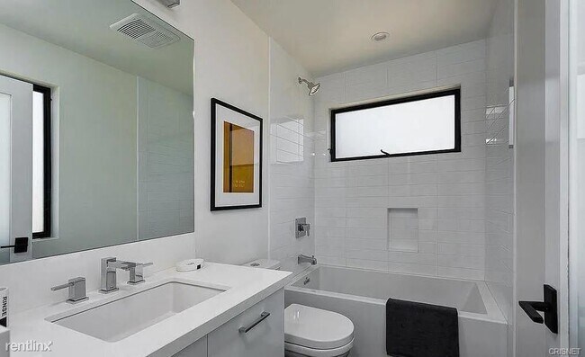 Building Photo - 3 br, 4 bath House - 3766 Brilliant Dr