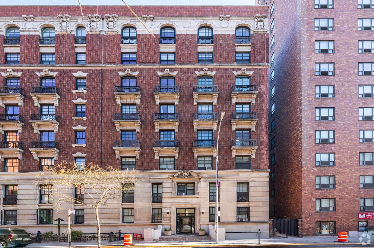 Building Photo - 507-509 W 113th St