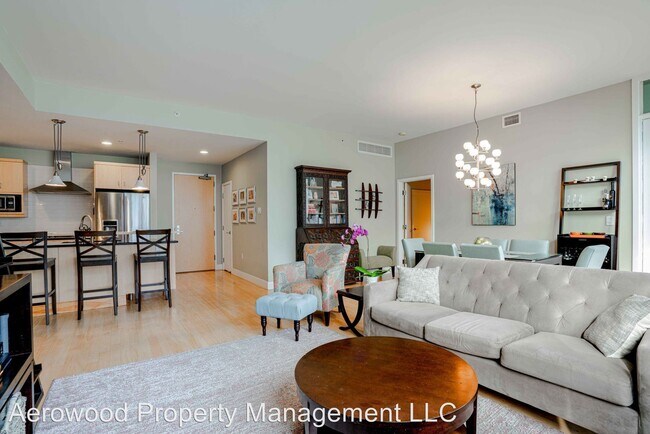 Building Photo - 2 br, 2 bath House - 1401 Delgany St. #302