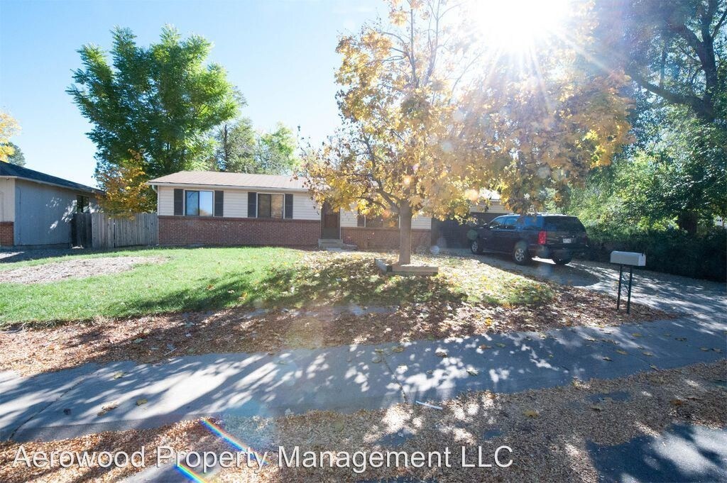 Primary Photo - 4 br, 2 bath House - 14824 E. Colgate Drive