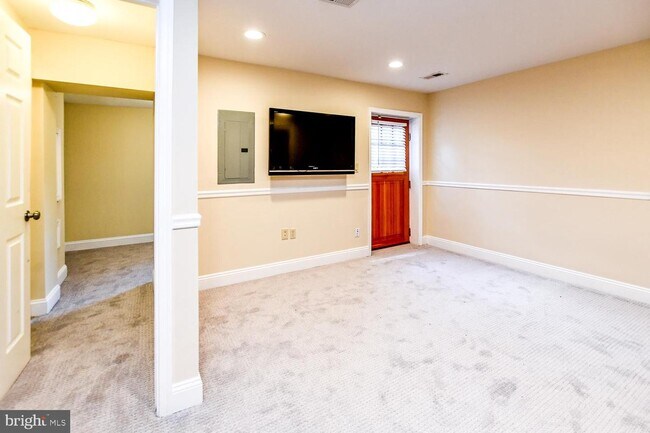 Foto del edificio - 308 16th St NE