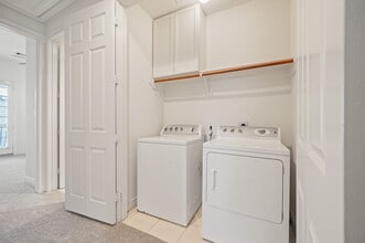 Building Photo - 2202 Hilshire Terrace Ct