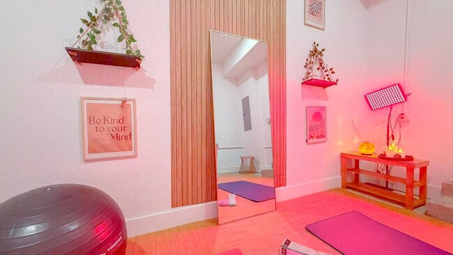 Foto del edificio - 1163 NW 2nd St