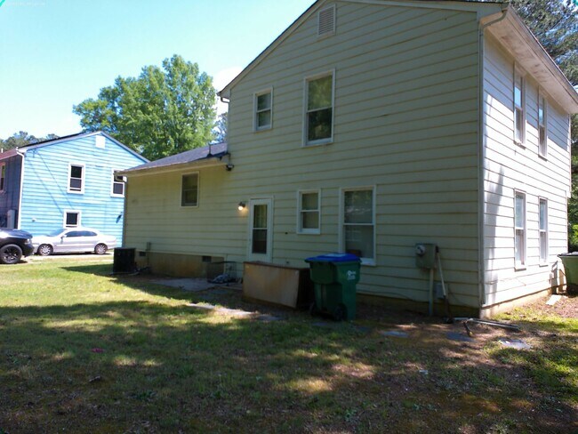 Foto del edificio - 4120 Grantlake Rd