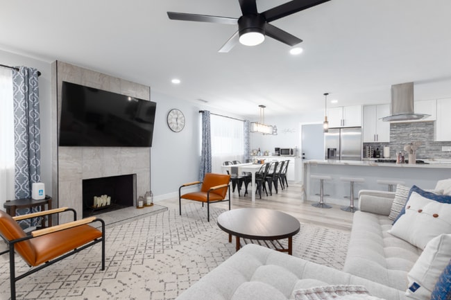 Building Photo - 3950 Marlesta Dr