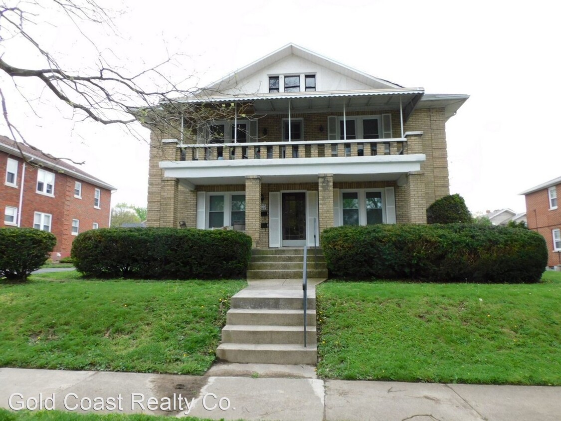 Primary Photo - 243 Corona Ave