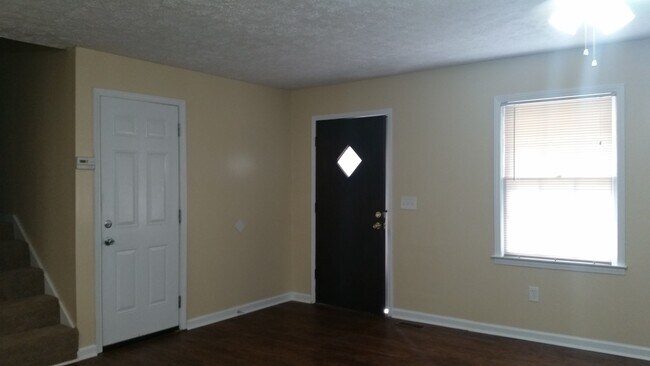 Building Photo - Your own little corner of the world!