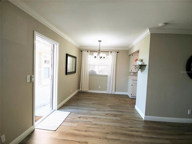 Foto del edificio - 1811 Bedford Ln