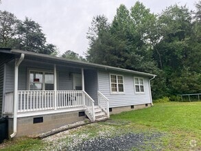 Building Photo - 8785 Lasater Rd