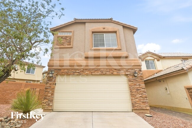 Building Photo - 2045 Houdini St