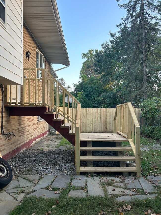 Foto del edificio - 2 Water Tower Rd