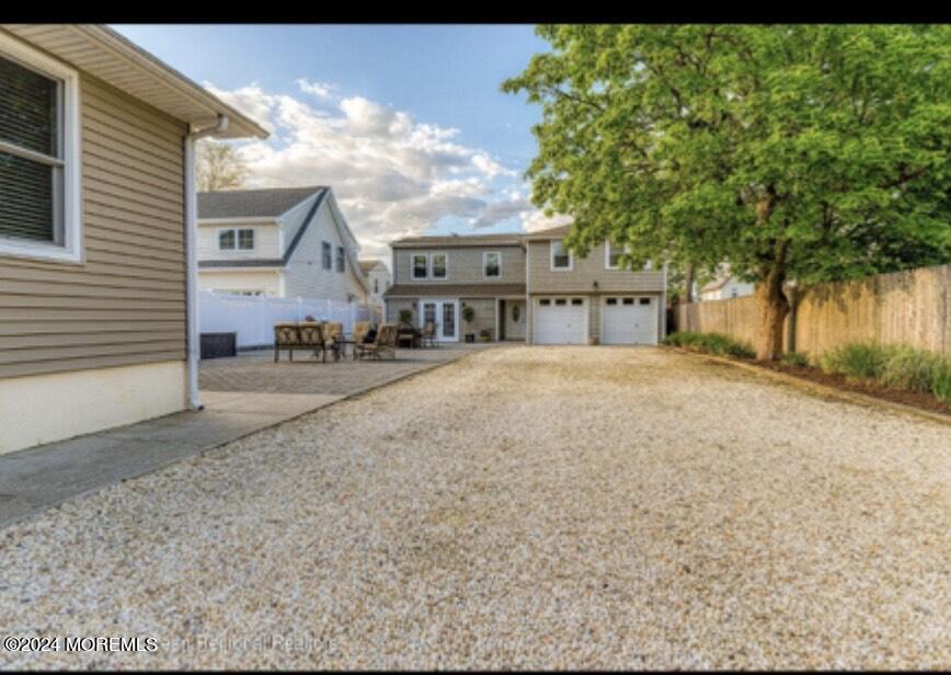 Foto principal - 606 Brinley Ave