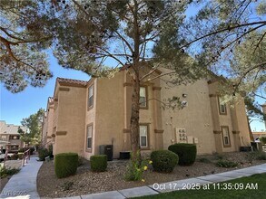 Building Photo - 1150 N Buffalo Dr