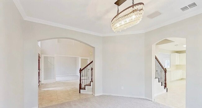 Building Photo - Charming 4-Bedroom Home with Modern Comforts & Spacious Living