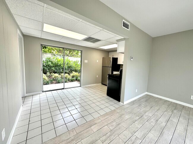 Foto del edificio - 6600 N Ocean Blvd