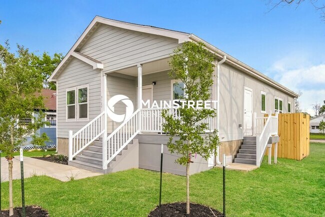 Building Photo - 4 Bedroom Pet-Friendly Home in Houston, TX...