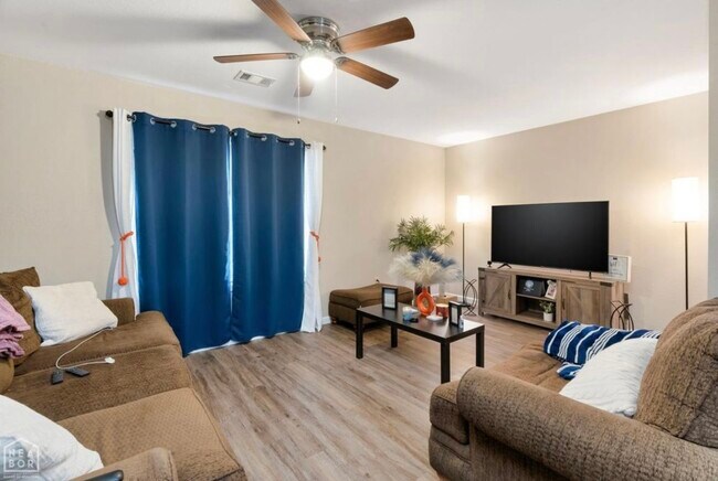 Foto del edificio - 1006 Hope Ave