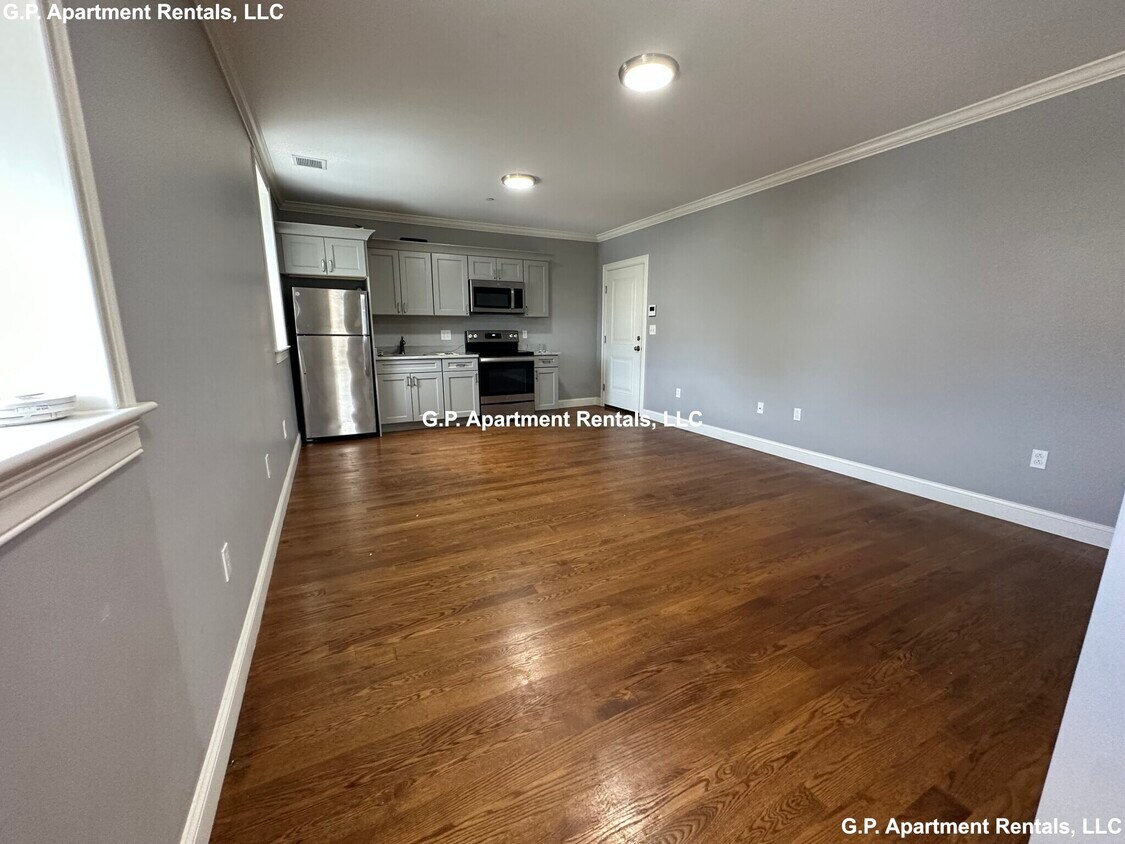 120 Tremont St Unit 216, Everett, MA 02149 Condo for Rent in Everett