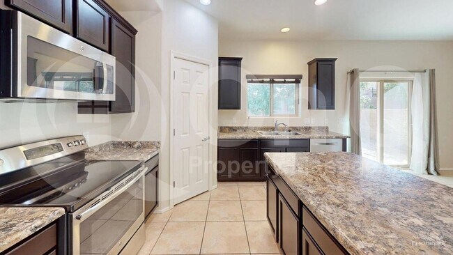 Foto del edificio - 8807 W Irongate Rd