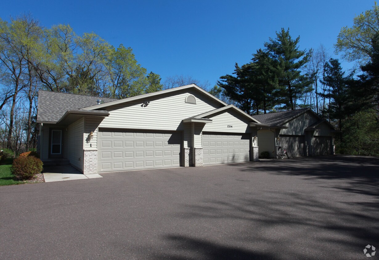 Foto del edificio - 1704-1710 Menomonie St