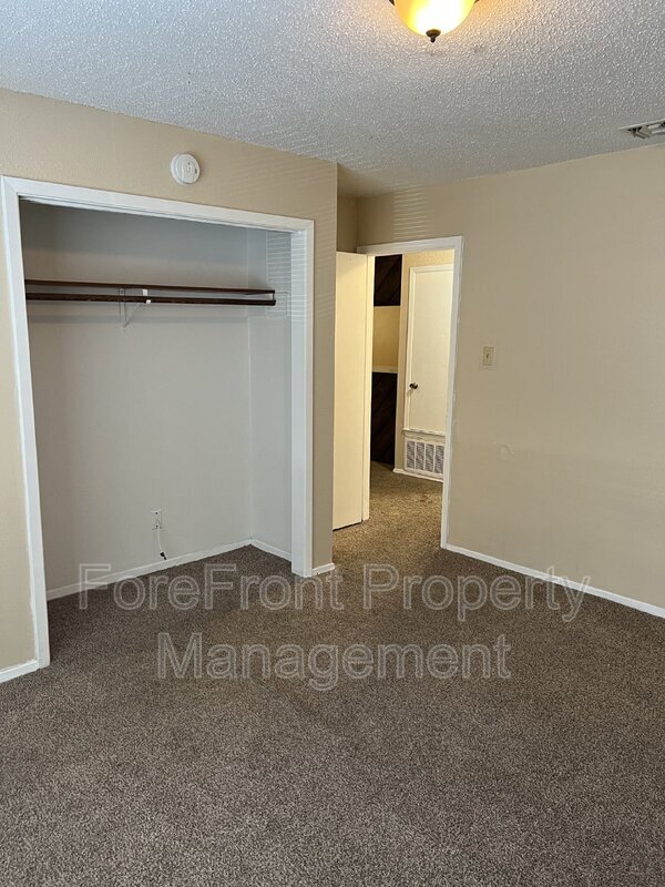 Foto del edificio - 105 Smith Ln