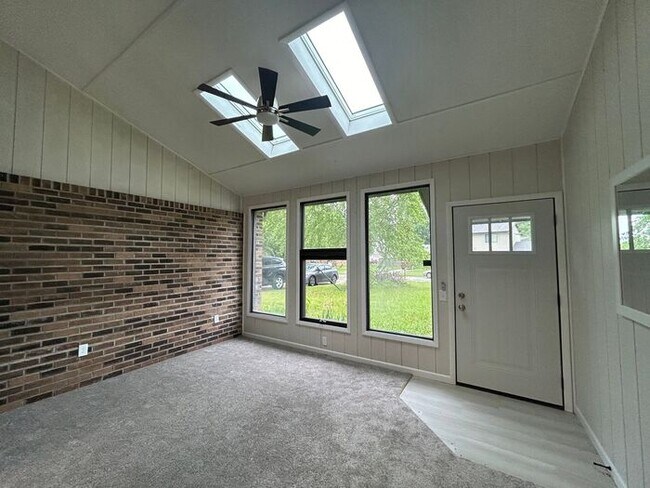Building Photo - $1,950 | 3 Bedroom, 2 Bathroom | No Pets | Available on August 1st, 2026!