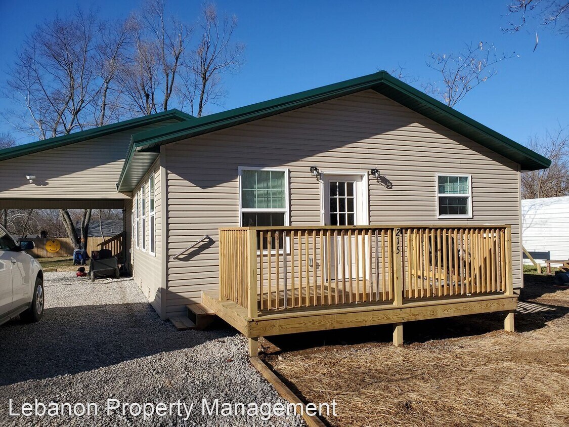 2 br, 1.5 bath House 215 Cornelison House for Rent in Lebanon, MO