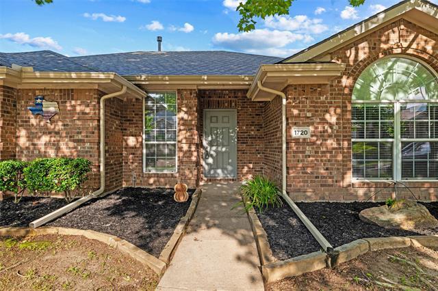Building Photo - 1720 Avonlea Dr