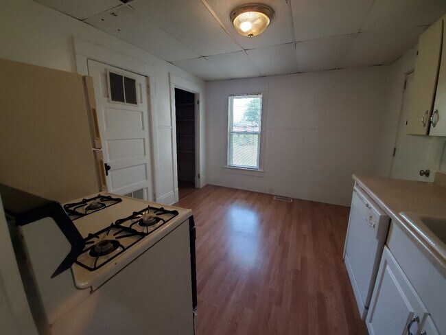 Building Photo - 3205 N 45th St