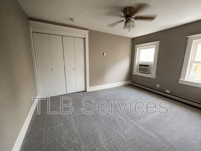 Building Photo - 510 S State St