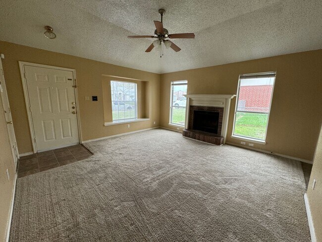 Foto del edificio - 3-Bedroom House for Rent in Killeen